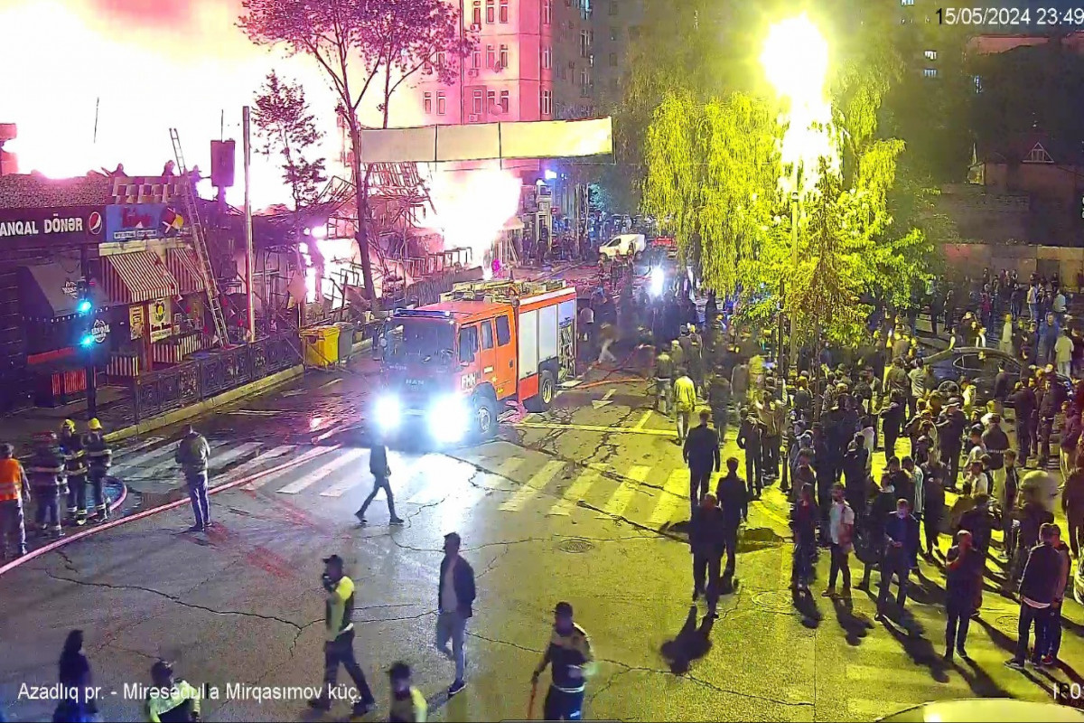 Bakıda güclü yanğın: "28 May"da hərəkət məhdudlaşdırıldı - FOTO