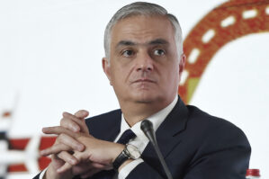 Ermənistan baş nazirinin müavini Aşqabada niyə getmədi? - Xumaryan səbəbi açıqladı