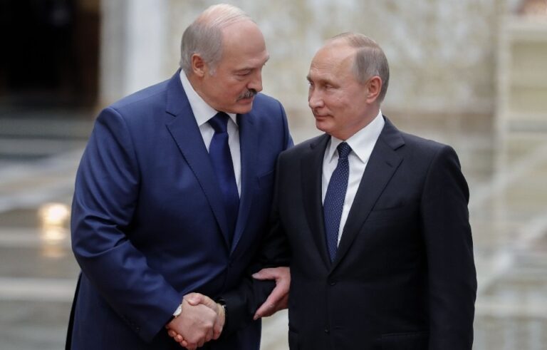 "Putinlə oturub qərar verəcəyik və buna nail olacağıq" - Lukaşenko
