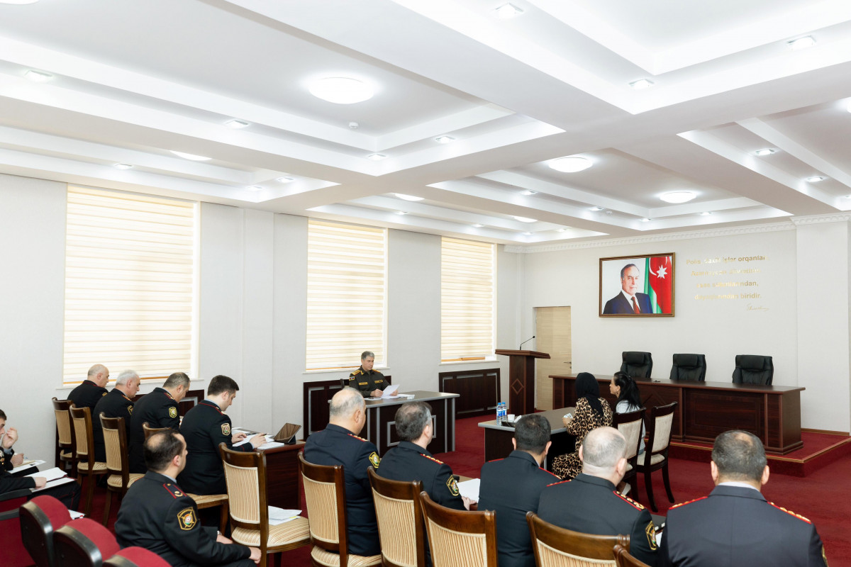 Nazir vətəndaş qəbulu və sıra baxışı keçirdi - VİDEO 1 Nazir vətəndaş qəbulu və sıra baxışı keçirdi - VİDEO