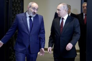 pasinyan putin 900x675 1