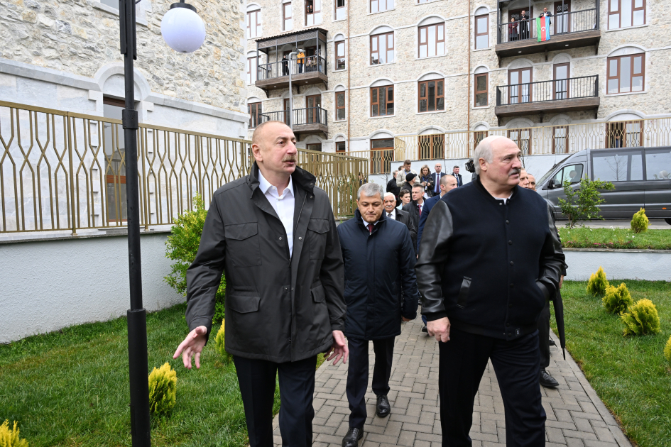 Prezidentlər Şuşada: Lukaşenkonun Qarabağa hədiyyəsi - FOTOLAR 1 prez susa