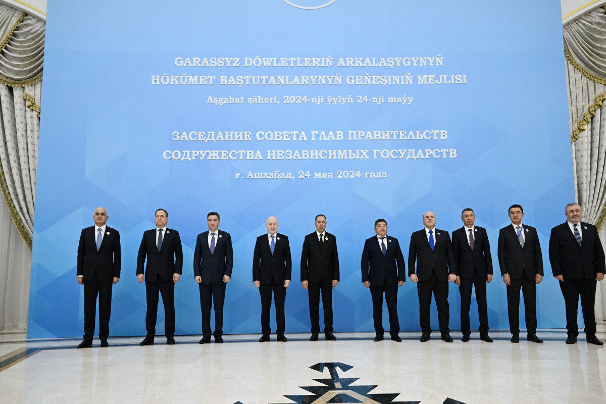 Şahin Mustafayev Aşqabaddakı iclasda iştirak etdi