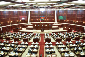 Deputat: "Mən istifadə etmirəm, həmkarlarımın da çoxu bu içkilərdən uzaqdır"