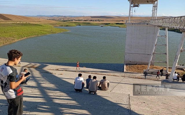 11 yaşlı Səmədin batdığını görən olsa da oradan uzaqlaşıb - Hadisə yerindən FOTOLAR