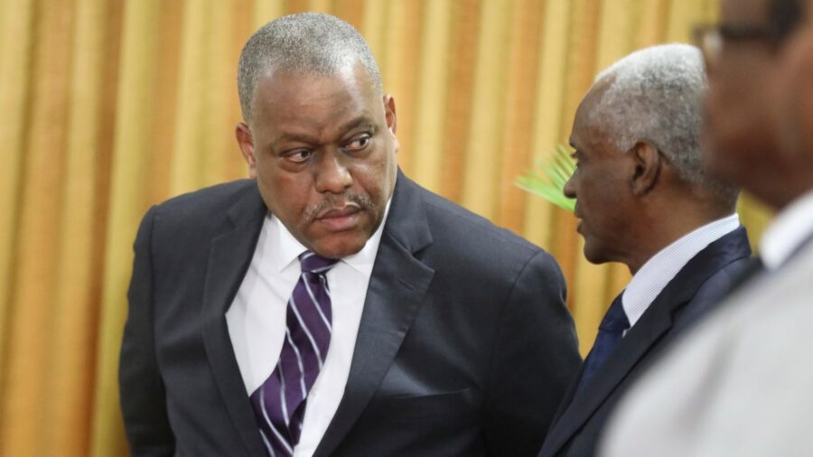 Haitinin baş naziri ölümdən döndü