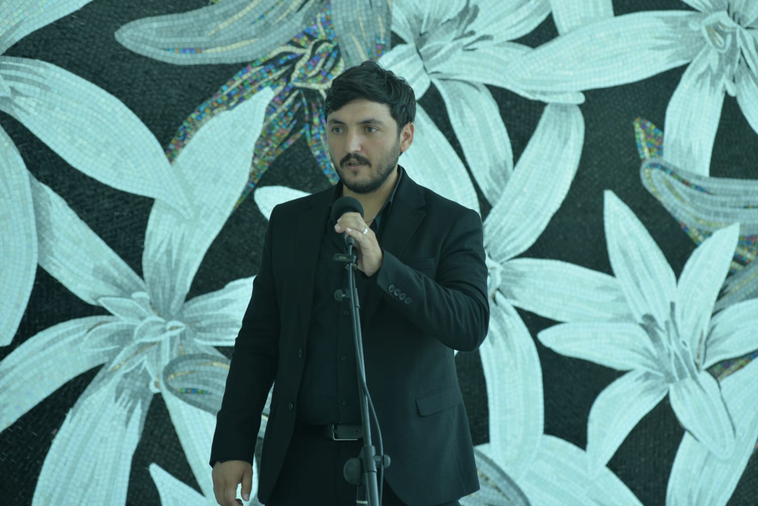 İntiqam Yaşarın "Adını çəkirəm" kitabı təqdim olundu - FOTOLAR