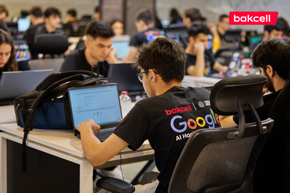 “Bakcell"in dəstəyi ilə "Google AI Hackathon" baş tutdu - FOTOLAR
