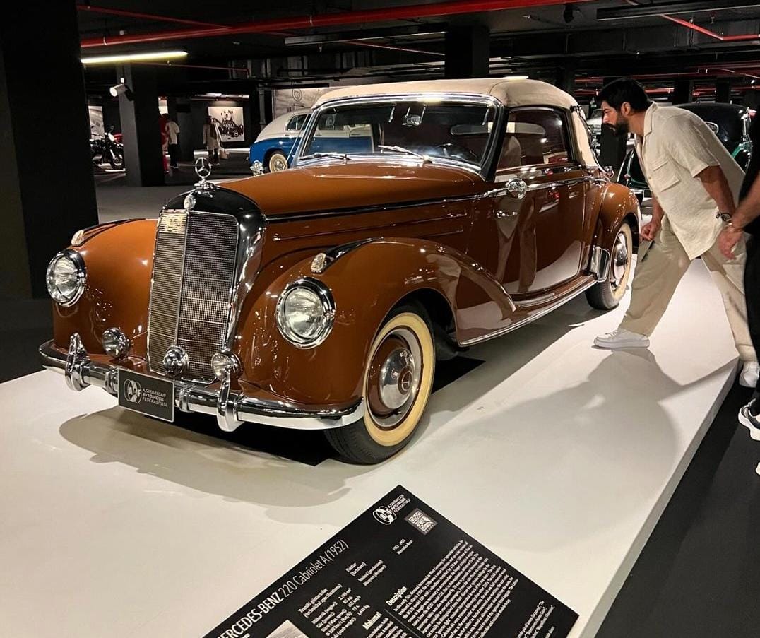 Burak Özçivit Bakıda - FOTOLAR