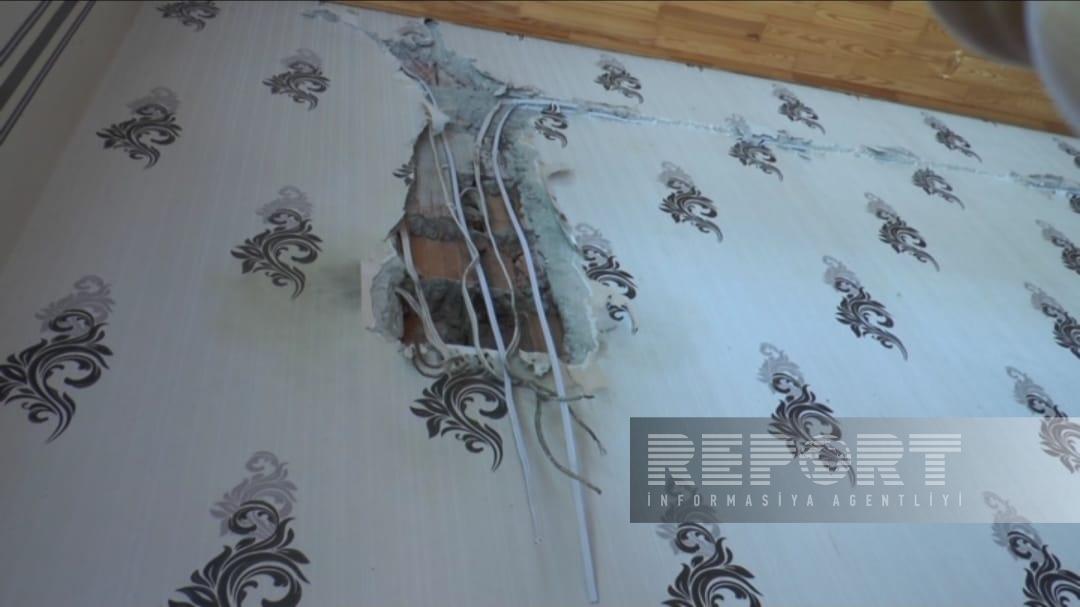 Balakəndə evi ildırım vurdu: divarlar deşildi, otaqlar dağıldı - FOTOLAR