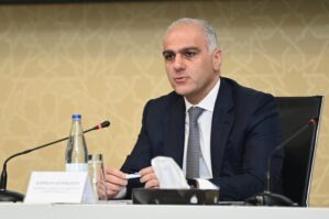 Prezident Rəhman Hümmətova vəzifə verdi