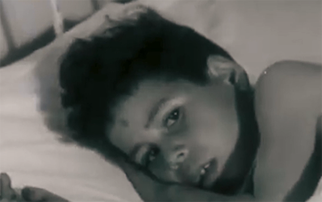 Fransanın darmadağın etdiyi şəhərin 14 yaşlı şahidi... - VİDEO