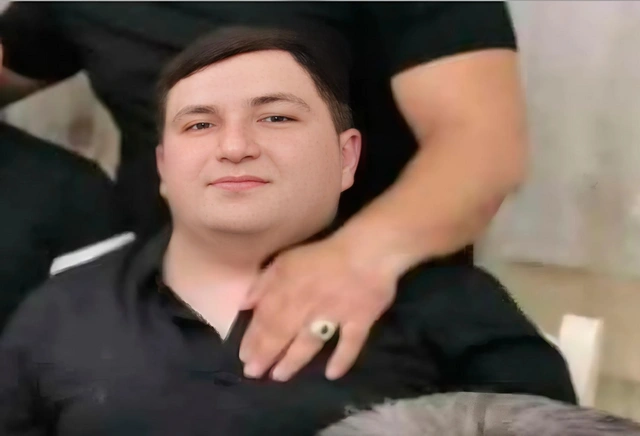 Gənc pula görə özünü ağacdan asdı - FOTO