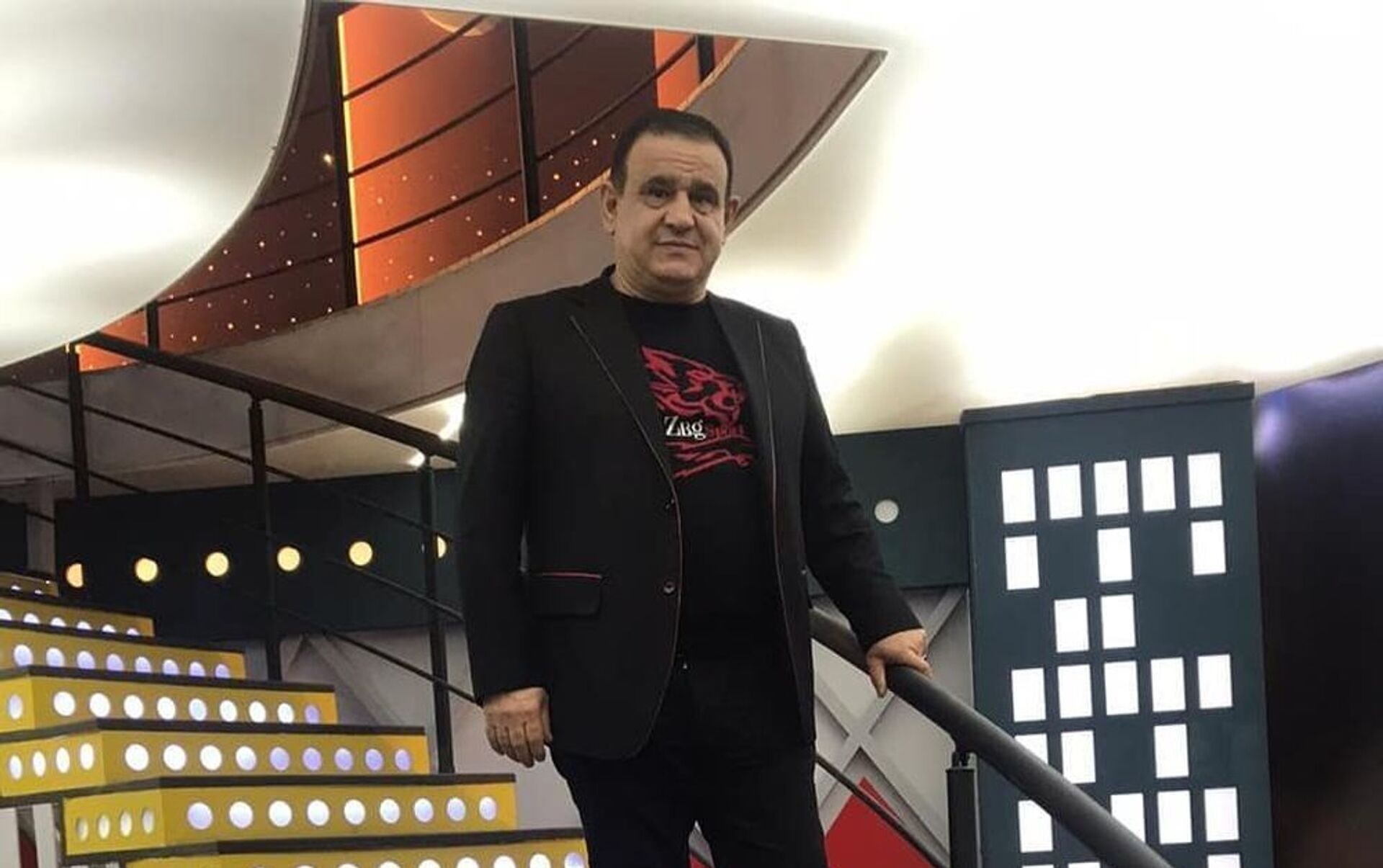 Həmin abituriyent tanınmış müğənninin qohumu imiş