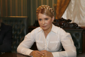 Ədalətli sülh yalnız bu yolla mümkündür - Timoşenko