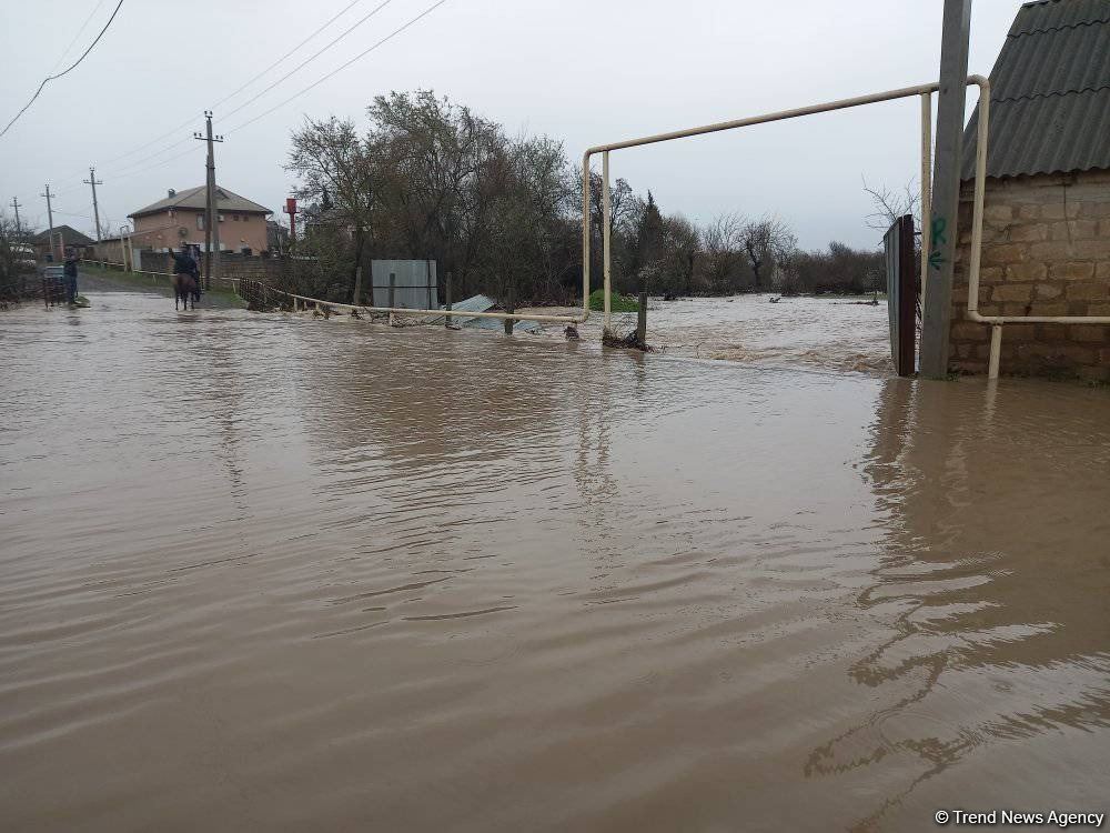 Güclü yağış Goranboyda ciddi fəsadlar törətdi -