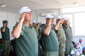 Zakir Həsənov xüsusi təyinatlıların təlimini izlədi - VİDEO