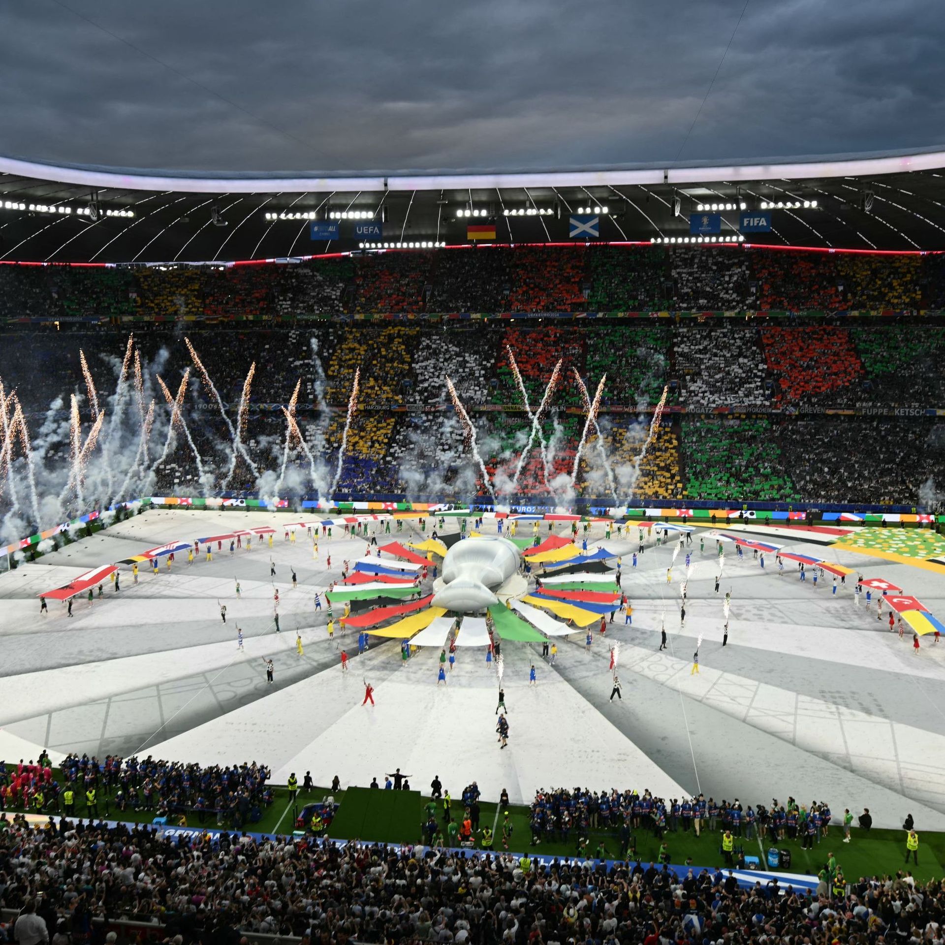 Çempionatın bağlanış mərasimindən FOTOLAR