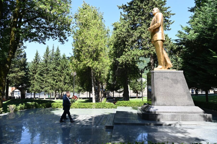 Vüqar Əhmədov Oğuzda vətəndaşları qəbul edib - FOTO