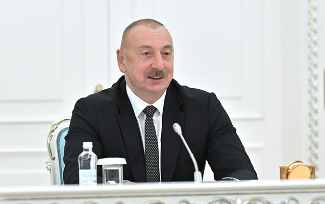 Astanada dövlət başçıları şərəfinə şam yeməyi verildi 1 Astanada dövlət başçıları şərəfinə şam yeməyi verildi