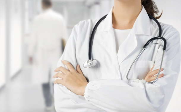 Bakıda həkimi şantaj edib 42 min pul aldılar