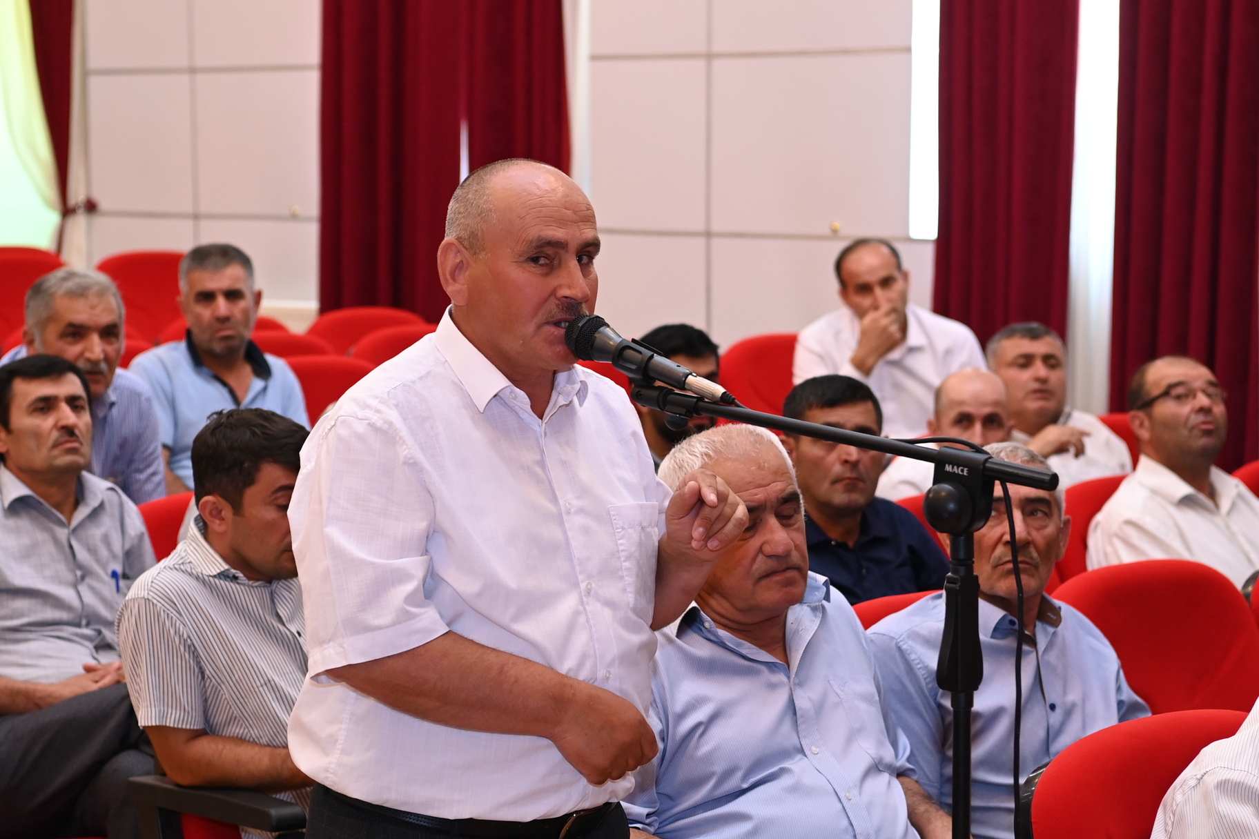 “Azərişıq” Lerikdə sahibkarlarla görüş keçirdi - FOTOLAR