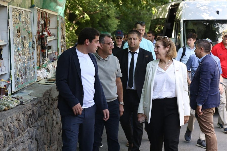 Qristina Qween Jermuk