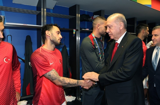 Ərdoğandan Türkiyə millisinə dəstək - FOTOLAR