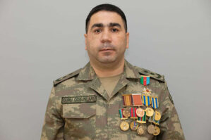 Hərbi liseyin yeni rəisi dəyirmi masa keçirdi - FOTOLAR