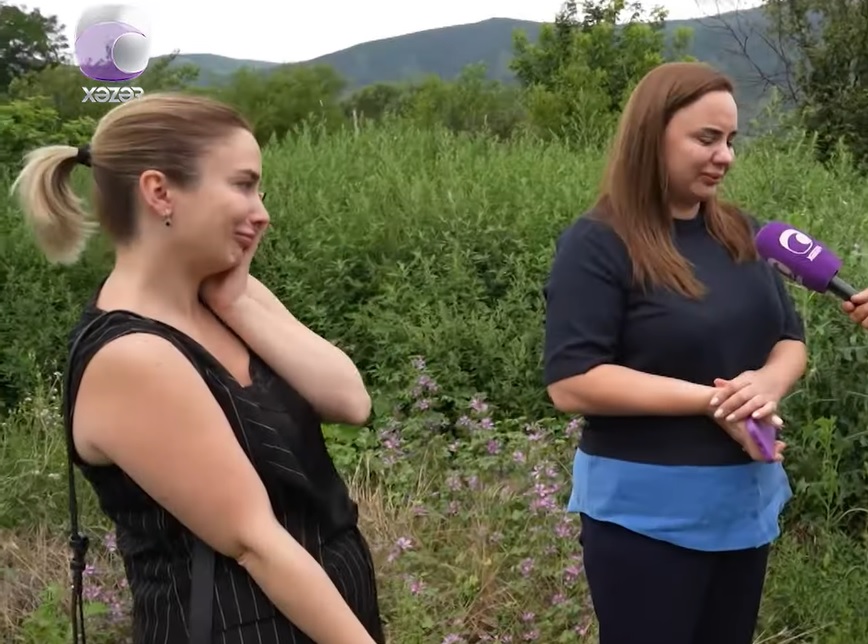 Əlif Hacıyevin qızları Xocalıda... - VİDEO 1 Əlif Hacıyevin qızları Xocalıda... - VİDEO