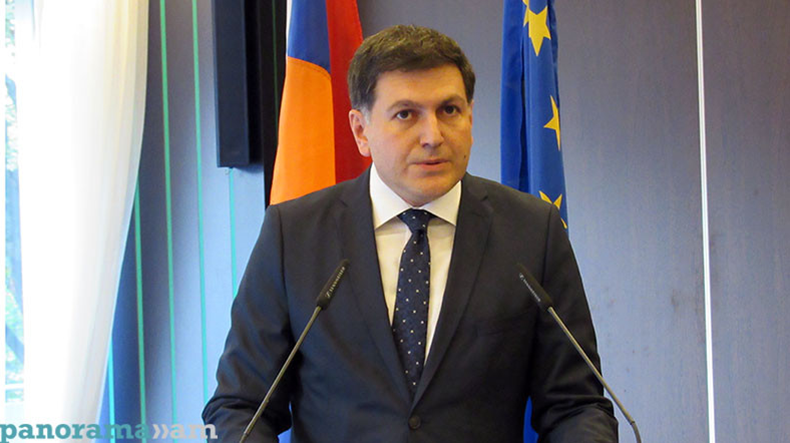 Ovannisyan Niderland rəsmiləri ilə sülh müqaviləsini müzakirə etdi