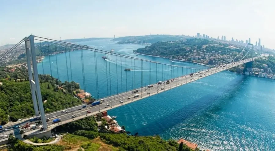 İstanbul boğazı bağlandı