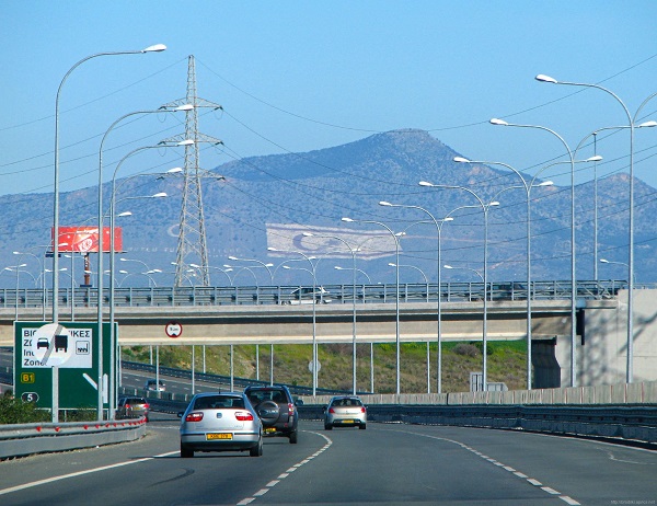 Almaniya kanalı Şimali Kipri tanıdı: Afina təşvişdə - VİDEO