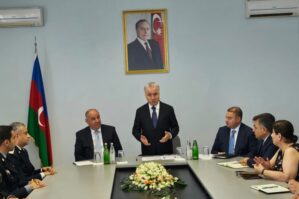 Yeni icra başçısı kollektivə təqdim olundu