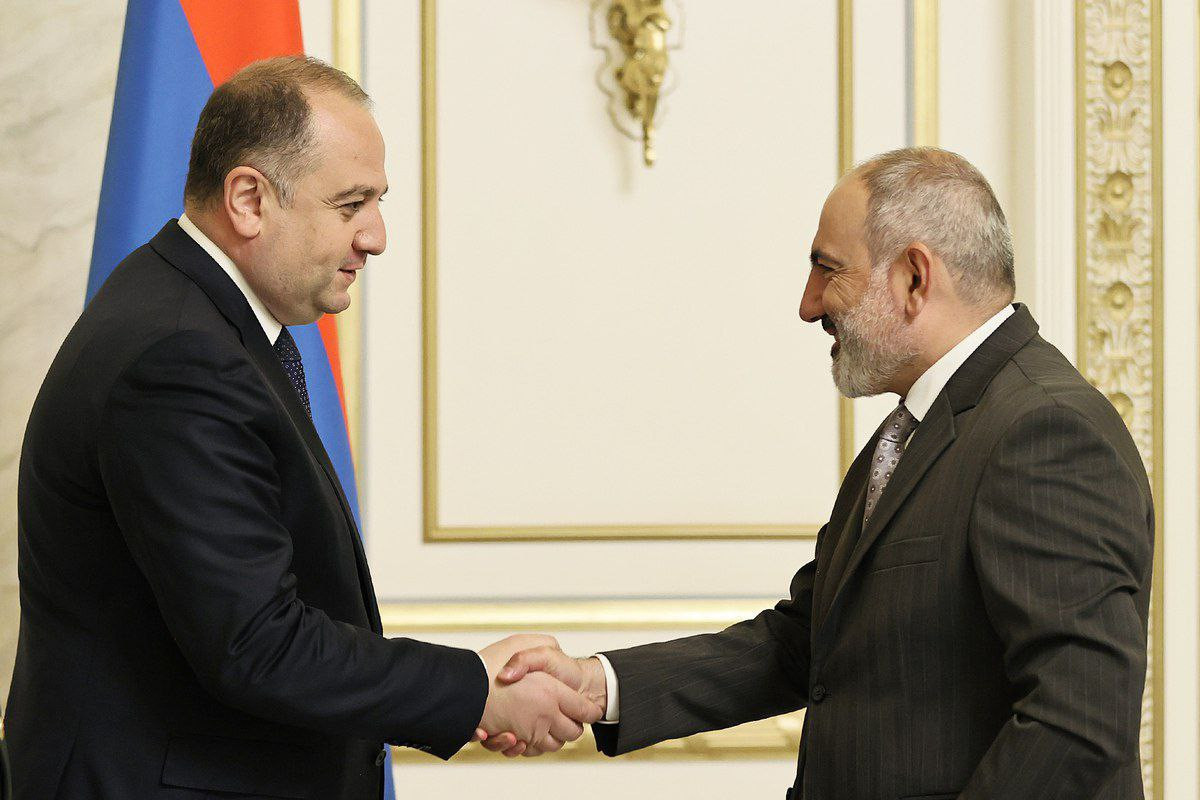 pasinyan cikovani