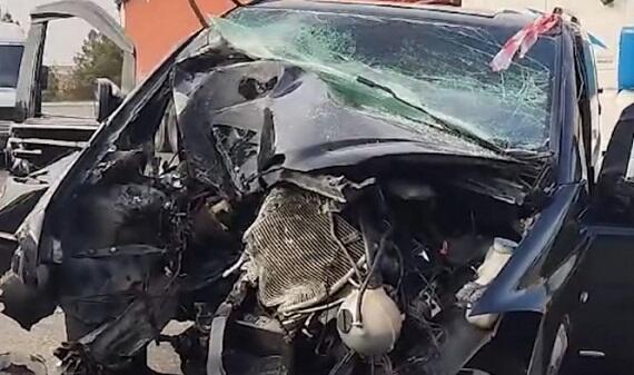 Traktorla minik avtomobili toqquşdu: yaralılar var 1 Traktorla minik avtomobili toqquşdu: yaralılar var