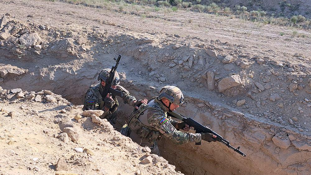 "Birləşdik-2024": Hərbçilərimiz "düşmən"i belə məhv etdi - VİDEO