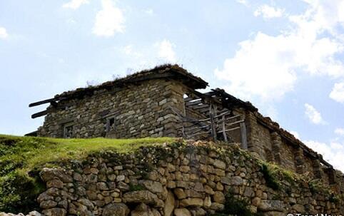 Erməni bloger ad gününü Azərbaycanda keçirdi - VİDEO 1 Erməni bloger ad gününü Azərbaycanda keçirdi - VİDEO