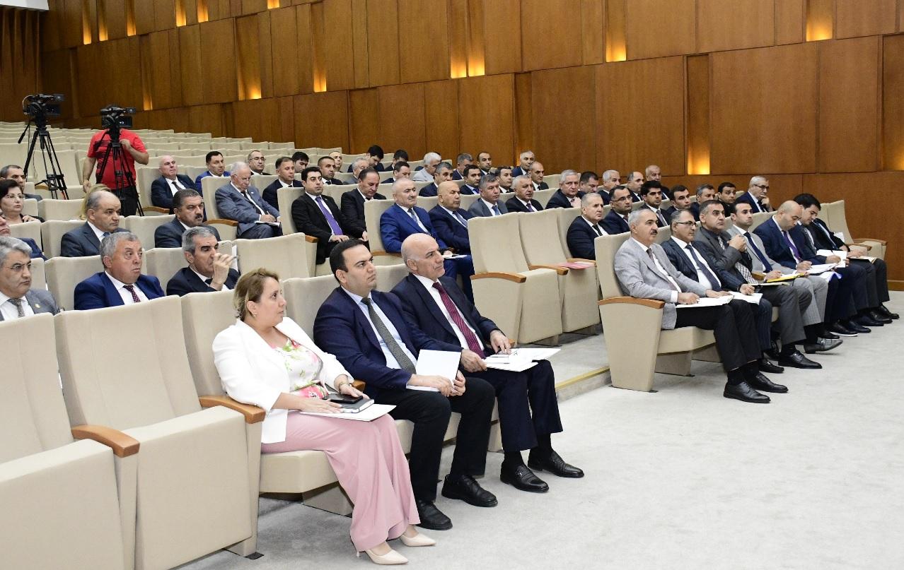 YAP Mərkəzi Aparatında müşavirə keçirildi - FOTOLAR