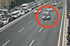 Bakıda narkotik çəkib avtoxuliqanlıq etdilər - VİDEO