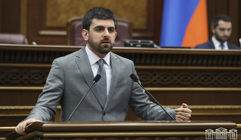 "İrəvan bir aya Bakı ilə sülh sazişi imzalamağa hazırdır" - Xandanyan