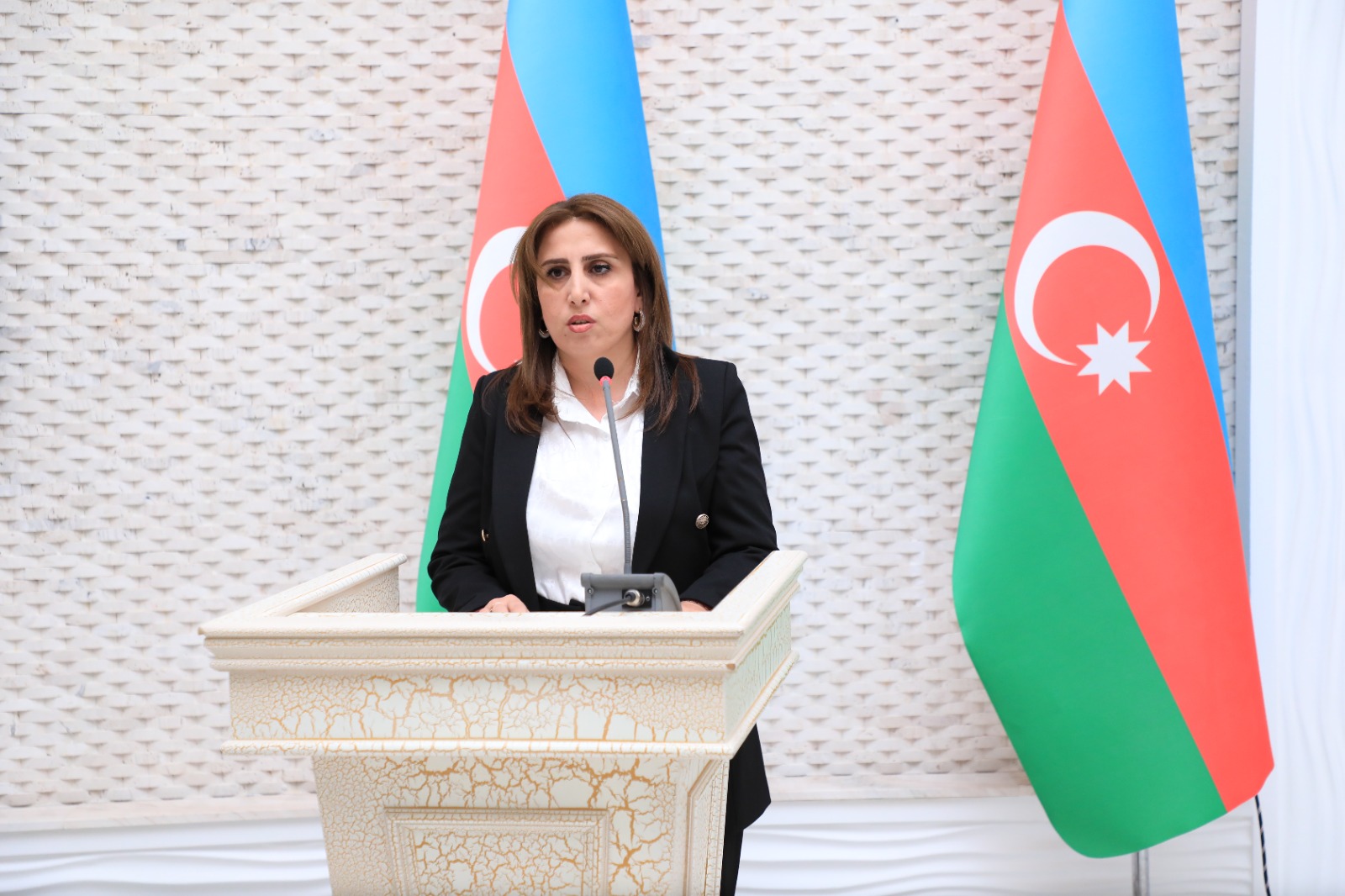 Gəncədə mühüm tədbir və kitab təqdimatı mərasimi keçirildi - FOTOLAR