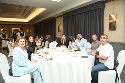 "Qlobal İqlim Dəyişmələrinin Biznes Çağırışları" müzakirə edildi - FOTO