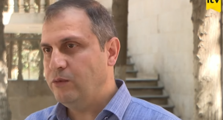 Yüksək bal toplasa da, müəllim ola bilmədi - VİDEO 1 Yüksək bal toplasa da, müəllim ola bilmədi - VİDEO