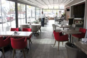 Kafe sahibi hesaba görə müştərini öldürdü