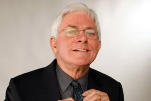 Məşhur teleaparıcı vəfat etdi