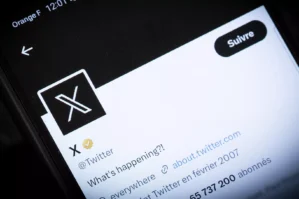 “X” sosial şəbəkəsinin işində problem yaranıb