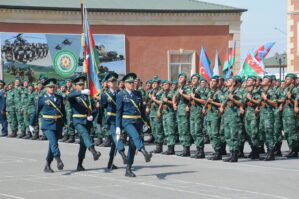 Azərbaycana gələnləri ilk onlar qarşılayır… - 105 yaş