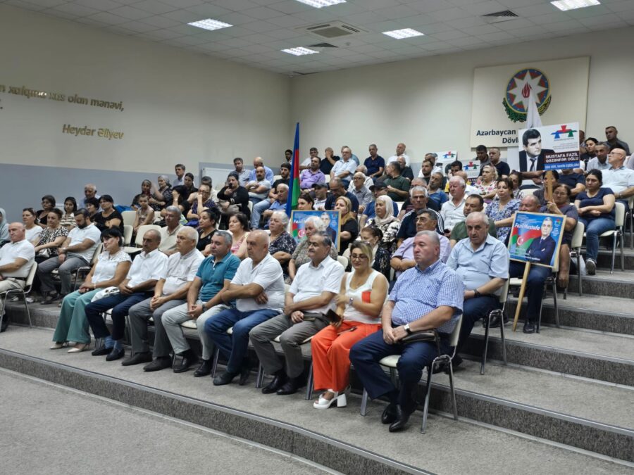 Fazil Mustafa seçicilərlə beşinci kütləvi görüşünü keçirdi - FOTO