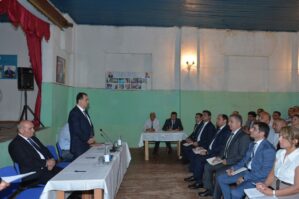 Qəsəbə sakinləri Taleh Qaraşovun səyyar görüşündən razı qaldılar - FOTOLAR